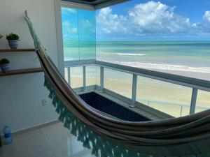 Bela Hospedagem-Flat c 2 Suítes e wifi - Pé na areia no Bessa