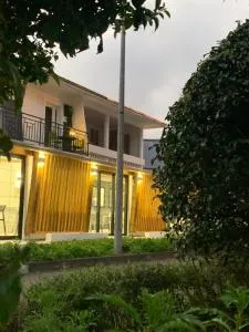 Hôtel le petit randonneur - 萨拉济