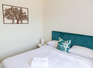 Comfy 2bed 2bath in a Secure golf estate WIFI