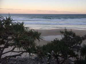 Coolum Beachside Apartment