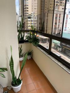 Apartamento Av. Brasil a 50m do mar