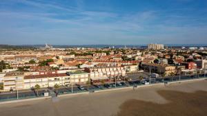 Hotels Logis Hotel & Restaurant Mediterranee : photos des chambres