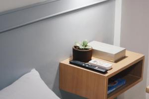 Dragonfly Apartments and Transient House