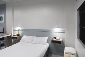 Dragonfly Apartments and Transient House