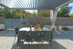 Kuntrada 45 Holiday Home - Heated & Kids Pool