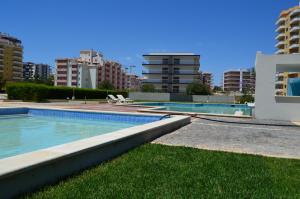 Rocha Tower 13D - Skyline Ocean View