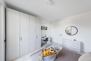 I Ciliegi 1-09 con piscina by Wonderful Italy