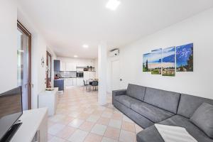 I Ciliegi 1-09 con piscina by Wonderful Italy