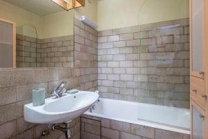 Nice Studio With Balcony In Chamonix