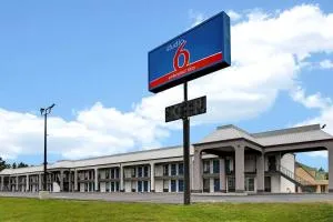 Studio 6 Meridian, MS Bonita Lakes - 费城