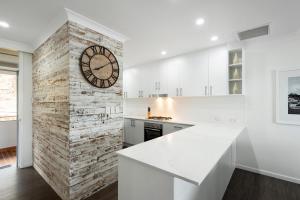 Frangipani Beachfront Lodge 202 on Hamilton Island by HamoRent