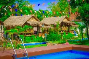 เดอะกระต็อบ By The Mountain Ozone บ้านโอโซนขุนเขาแก่งกระจาน - 班康卡臣