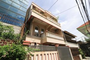 Eiffel Residence Batu Tulis 37 - Female Only