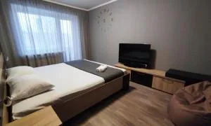 Двухкомнатные апартаменты центр Mystetsʹka 3 KR Apartments - 尼科波尔