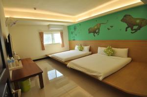 Phòng 4 người có phòng tắm (Quadruple Room with Bathroom)