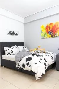 C3 Modern Spartan Apartment - Krysapha