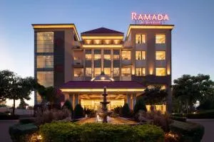 Ramada by Wyndham Varanasi Katesar - Chandauli