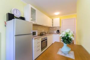 Apartment House Panorama