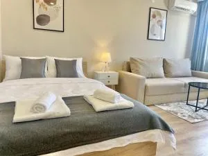 Elegant Studio for 4 Persons in Center & Parking - Zagore