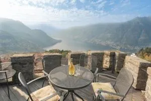 Villa Torre di Palanzo with Magnificent View by Rent All Como - Faggeto Lario 
