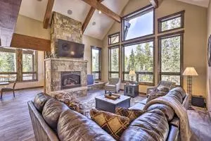 3 Fireplaces and Mtn View Luxe Home in Breckenridge - Breckenridge Airport