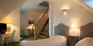 Hotels Les Jardins D'Adalric : Suite Duplex (2-5 Adultes)