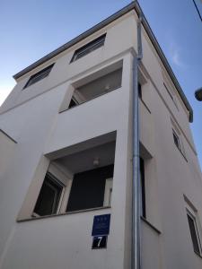 Apartments Valentina Tisno