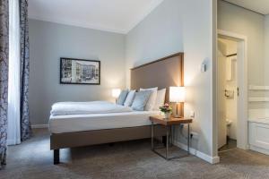 Standard Room room in Radisson Blu Hotel Schwarzer Bock Wiesbaden