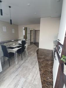 Яровиця. Центр