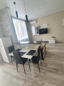 Яровиця. Центр