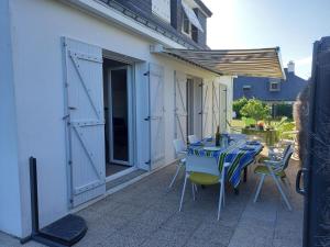 Maisons de vacances Comfortable holiday home between Cote Sauvage and sandy beaches : photos des chambres