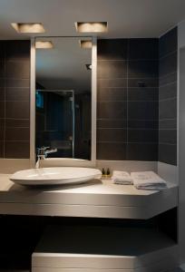 Ostria Sea Side Hotel