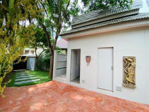 Baan Manuchang Villa, SHA Certified