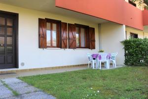 Villa room in Apartment In Villa With Private Garden