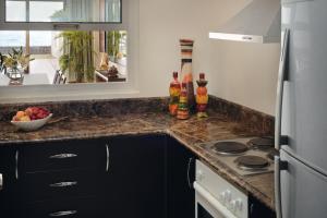 Al Nawras Island Resort