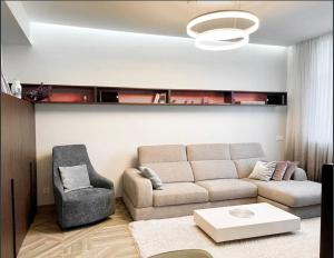 Most City area 2-bedroom Lux, Ekaterinoslav square