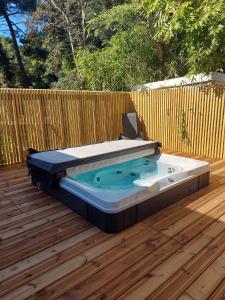 Campings Camping 4 etoiles Les Fougeres : photos des chambres