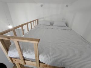 Victory park apartments світло не вимикають 24-7