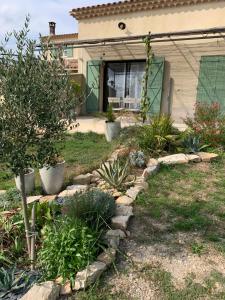 Maisons de vacances L'Oleastre en Luberon : photos des chambres