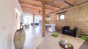 Villa Casanostra 12, Emma Villas