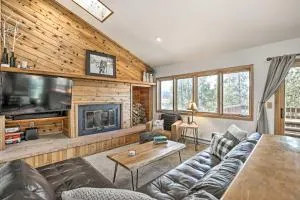 Sunny Alpine Escape with Hot Tub and Mountain Vistas! - Tabernash