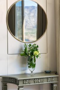 #2201 Cartwright - Creme de la Creme