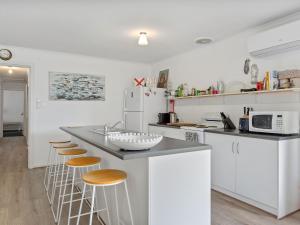 Decked Out at Dolphin 31 Dolphin Avenue