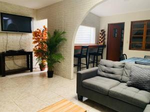 Cozy home in a private residencial