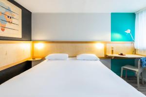 Hotels greet hotel restaurant Angouleme Ouest : photos des chambres