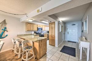 Beachfront PCB Escape with Free Beach Chair Services