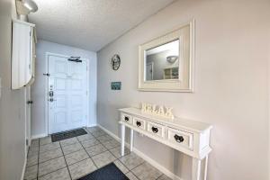 Beachfront PCB Escape with Free Beach Chair Services