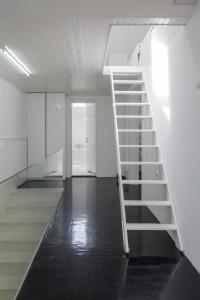 Lovely 3-bedroom Skyline Apartment