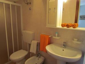 Bright sea front apartment with balcony