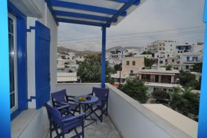 Noe Rooms Tinos Greece